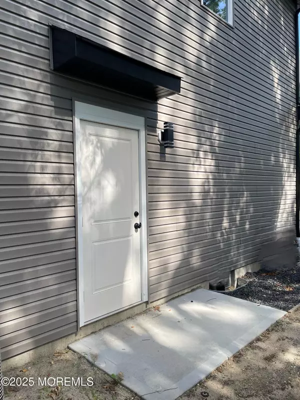 Toms River, NJ 08757,2041 Broadway Boulevard