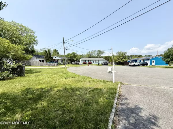Forked River, NJ 08731,2 Gull Court
