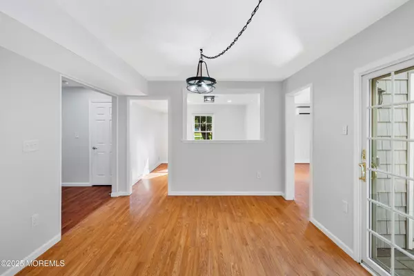 Howell, NJ 07731,61 Berkshire Drive