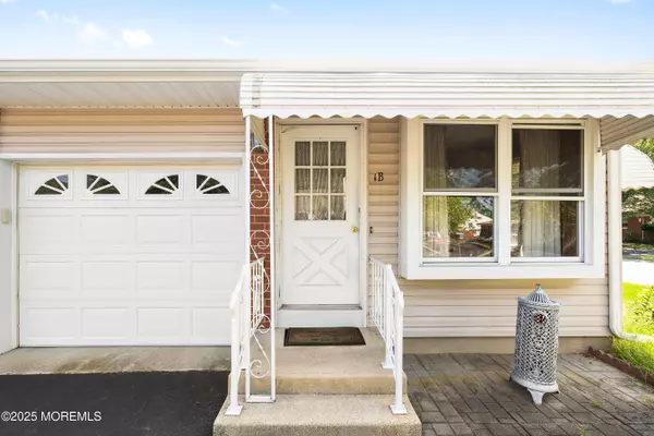 1 Potomac Lane, Whiting, NJ 08759
