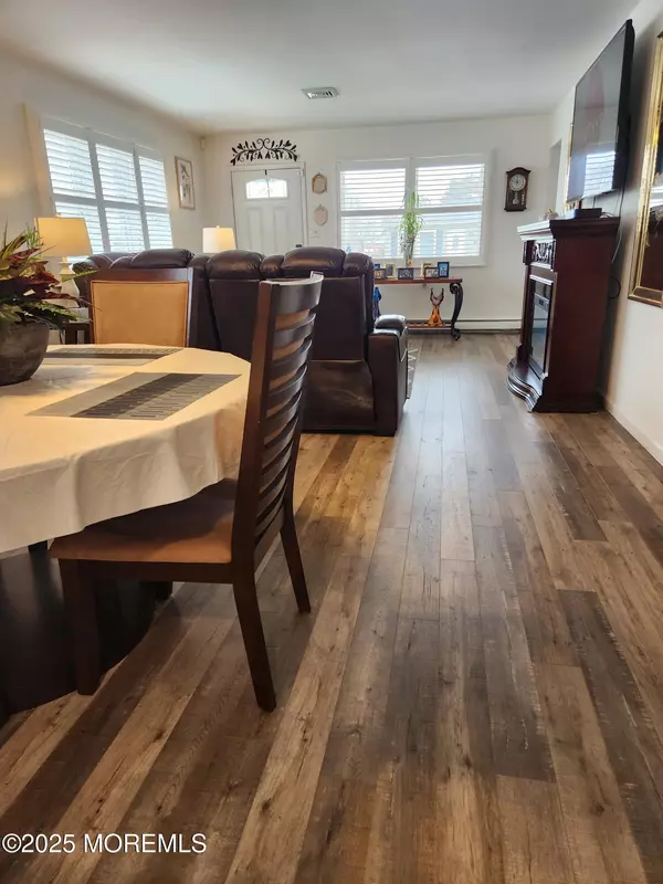 Toms River, NJ 08757,62 Castle Harbor Drive