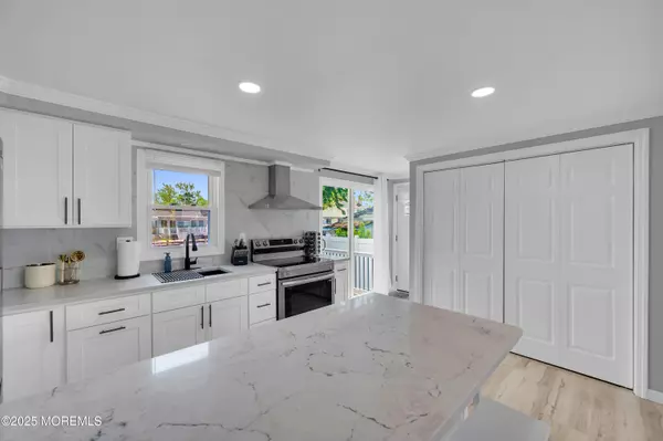 Brick, NJ 08723,8 Navarra Drive