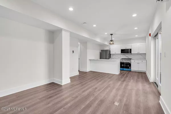 Asbury Park, NJ 07712,700 1st Avenue #B2