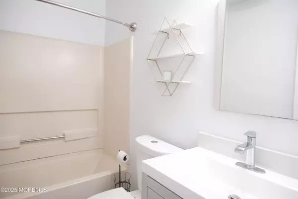 Little Egg Harbor, NJ 08087,107 Westchester Drive