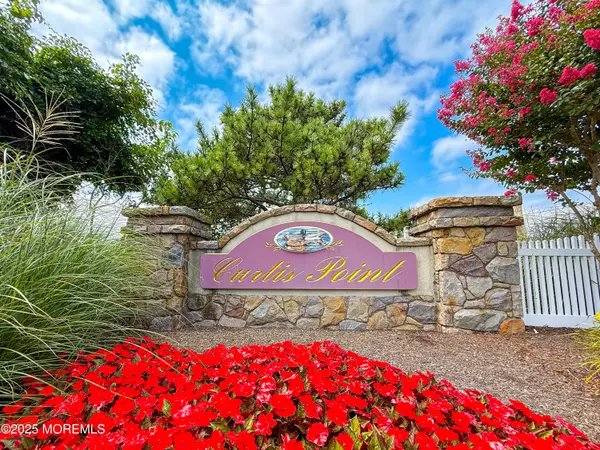 Mantoloking, NJ 08738,161 Squan Beach Drive