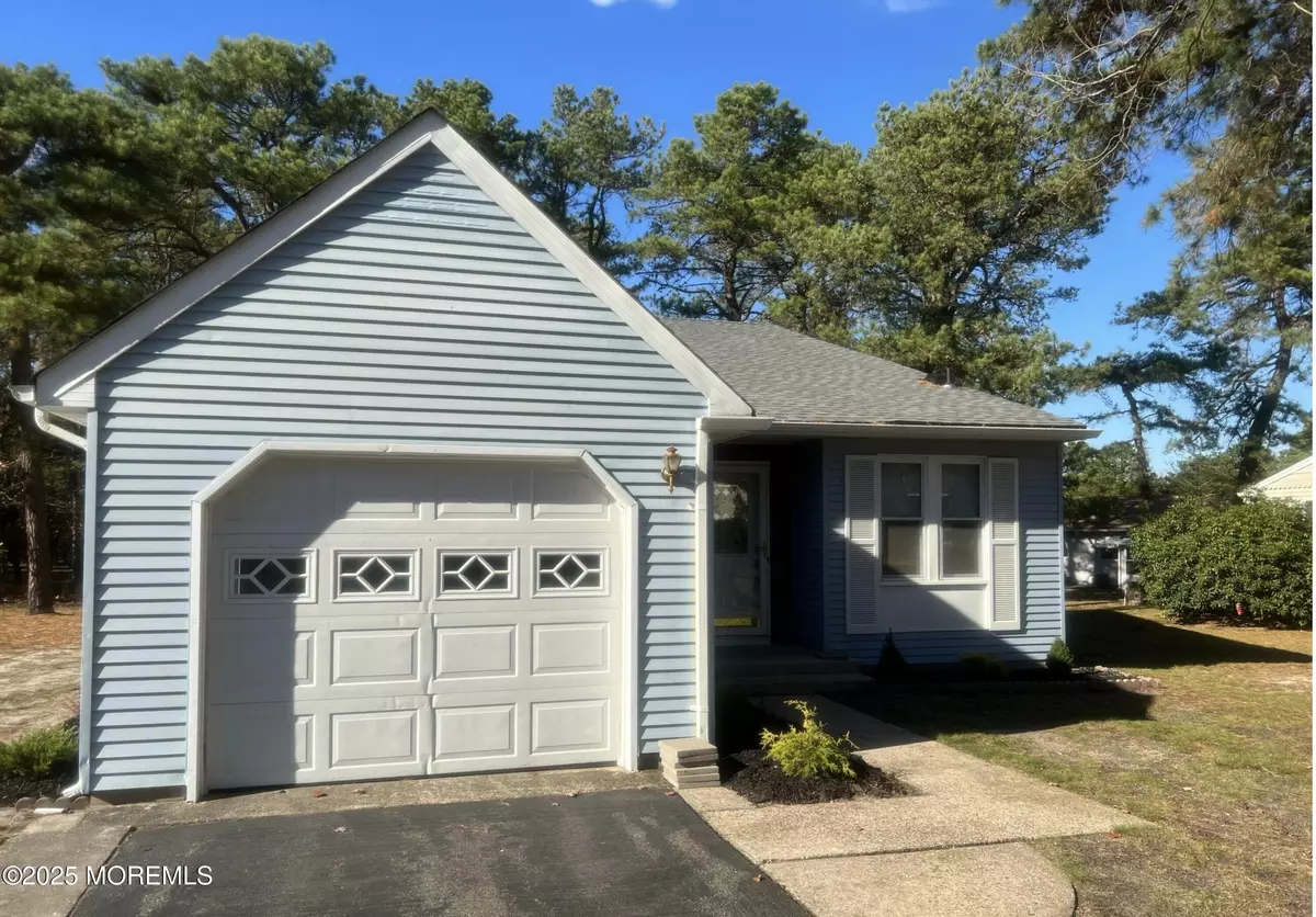 Whiting, NJ 08759,18 Auburn Street #54A