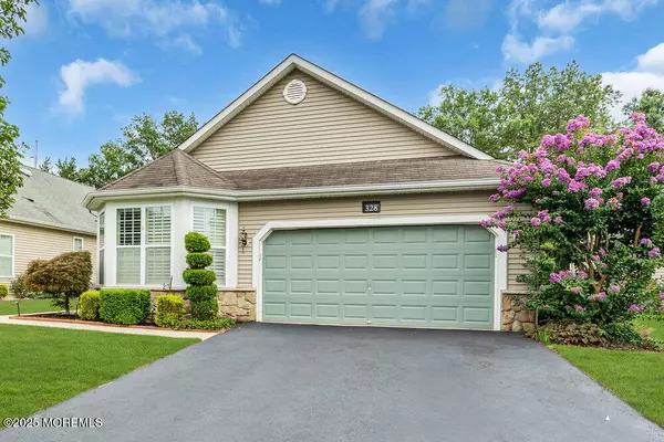 Lakewood, NJ 08701,328 Damiano Way