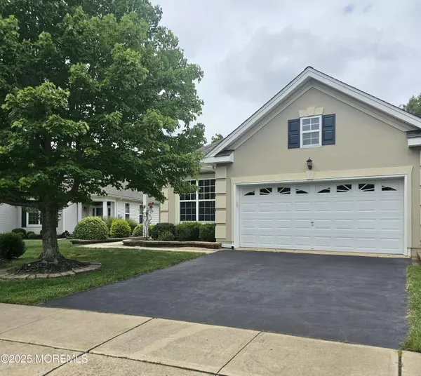 14 Hot Springs Terrace, Barnegat, NJ 08005