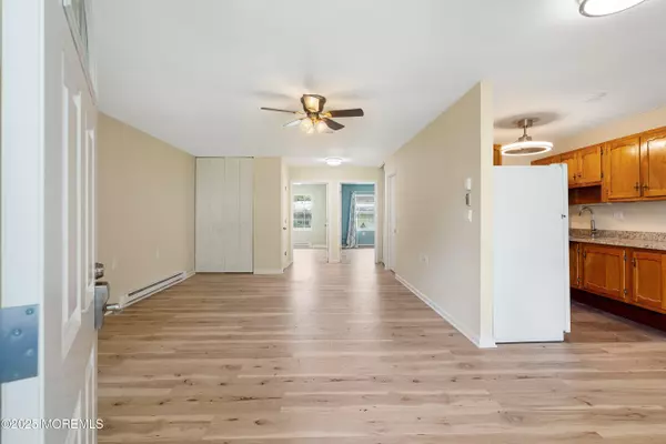 Lakewood, NJ 08701,102 Edinburgh Lane #E