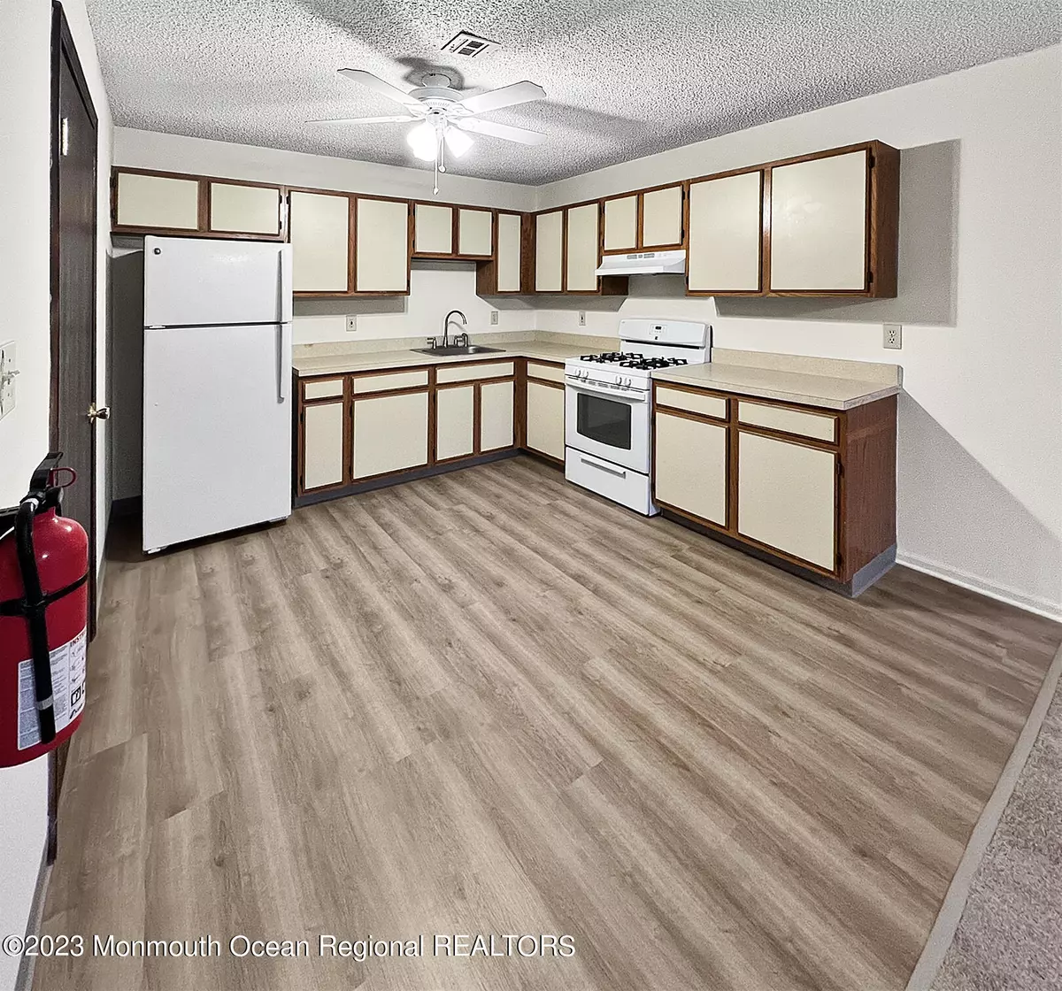 Wall, NJ 07719,2510 Belmar Boulevard #J- 18