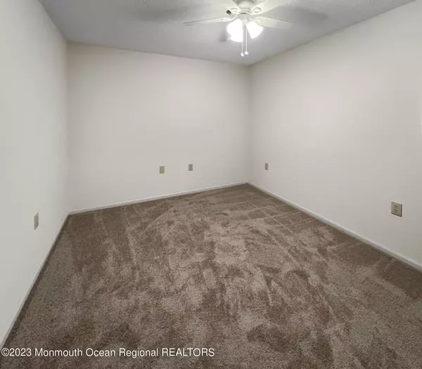 Wall, NJ 07719,2510 Belmar Boulevard #J- 18