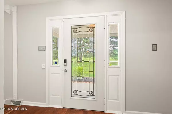 Wrightstown, NJ 08562,137 Mcguire Access Highway