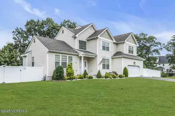 Jackson, NJ 08527,4 Noble Court