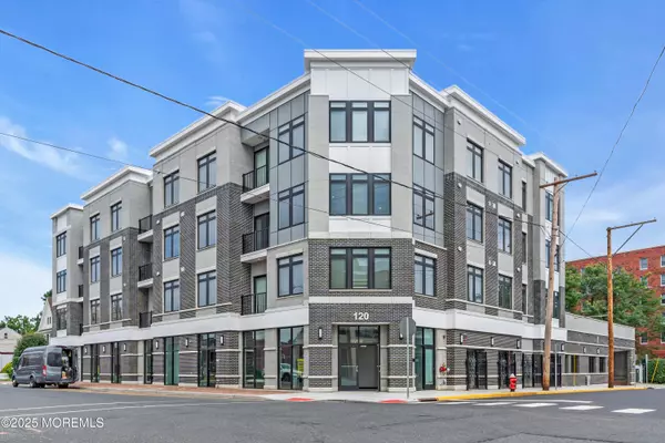 120 Monmouth Street #104, Red Bank, NJ 07701