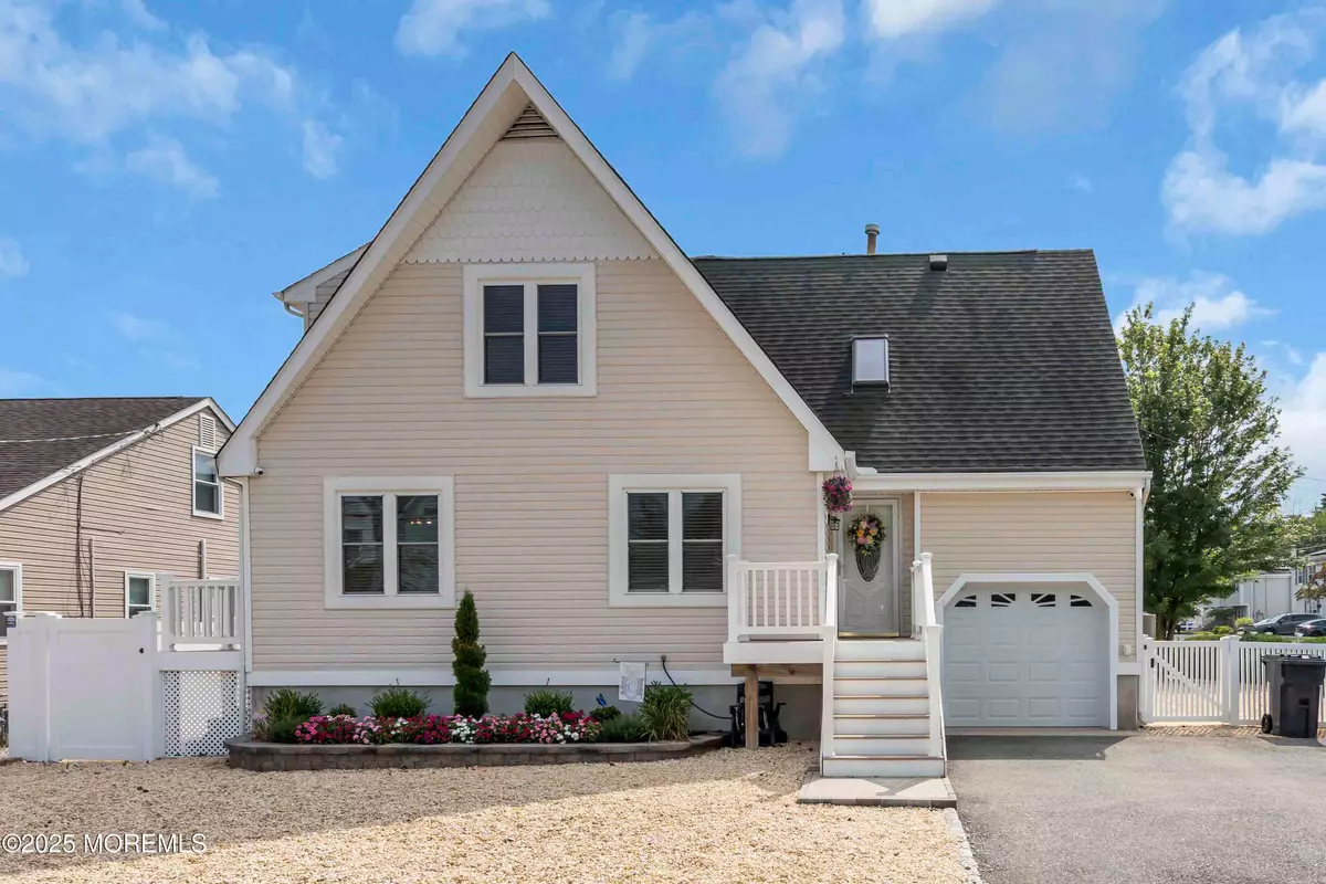 Toms River, NJ 08753,191 Cranberry Road