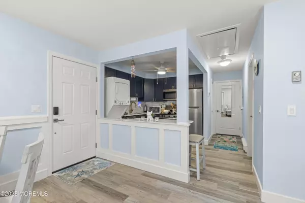 Sea Bright, NJ 07760,49 Osborne Place