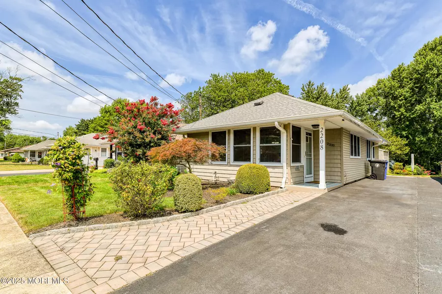 2208 Hovsons Boulevard, Toms River, NJ 08753