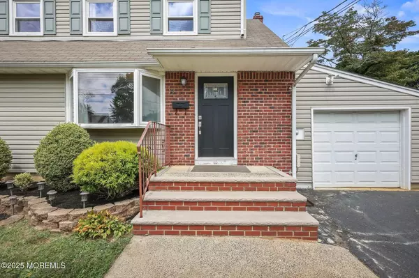 Freehold, NJ 07728,18 Mead Avenue