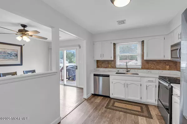 Forked River, NJ 08731,711 Chelsea Street