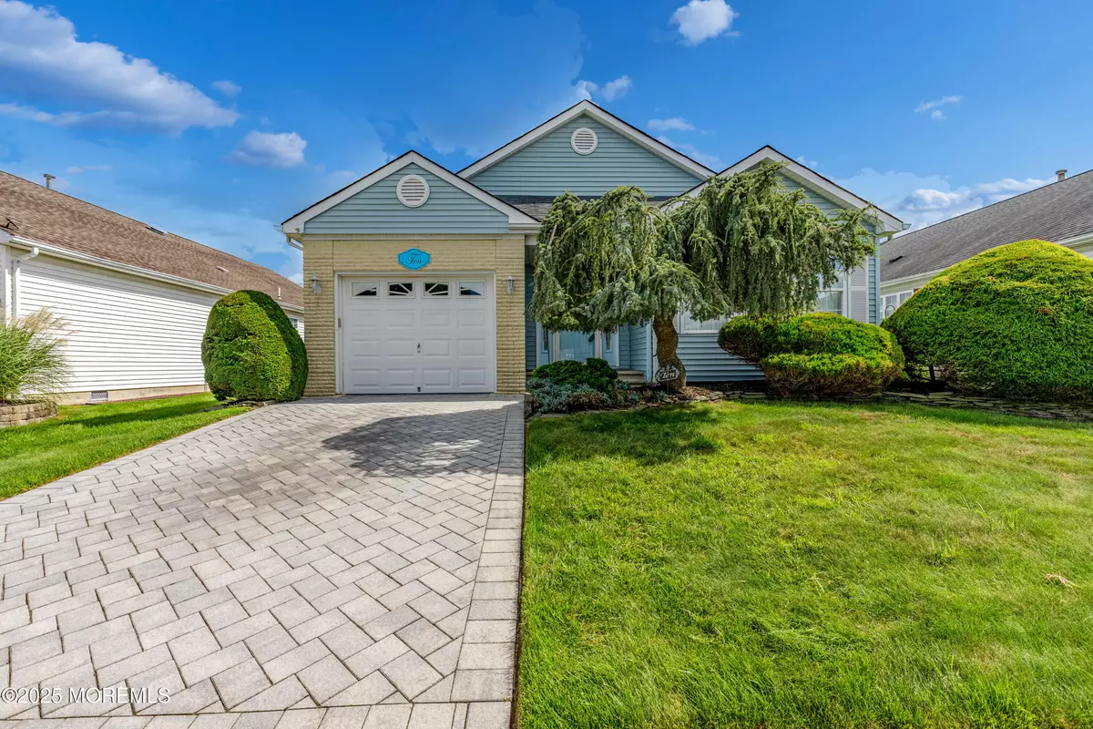 Toms River, NJ 08757,10 Cardigan Drive