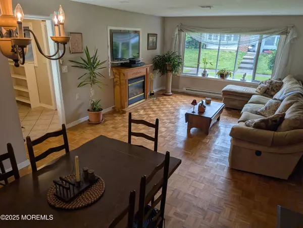 Lakewood, NJ 08701,1235 Hamilton Court