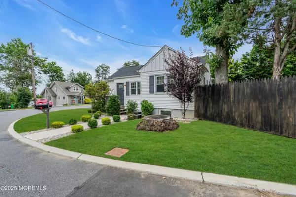 Cliffwood Beach, NJ 07735,96 Wayside Drive