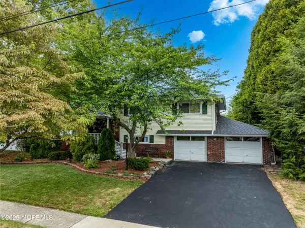 Oradell, NJ 07649,764 Sherwood Court