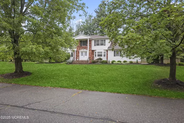 Marlboro, NJ 07746,21 Holly Hill Road