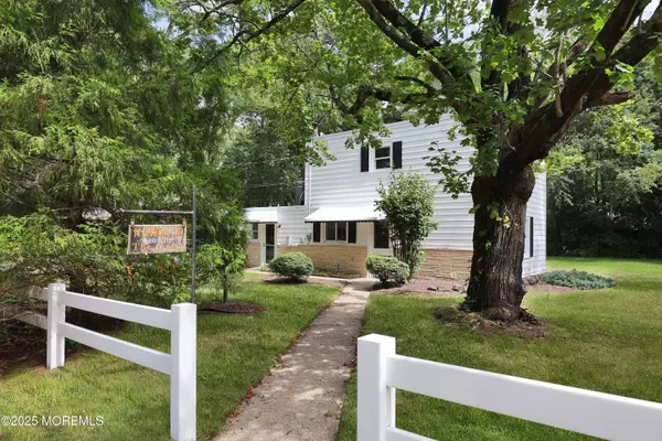 Roosevelt, NJ 08555,14 School Lane