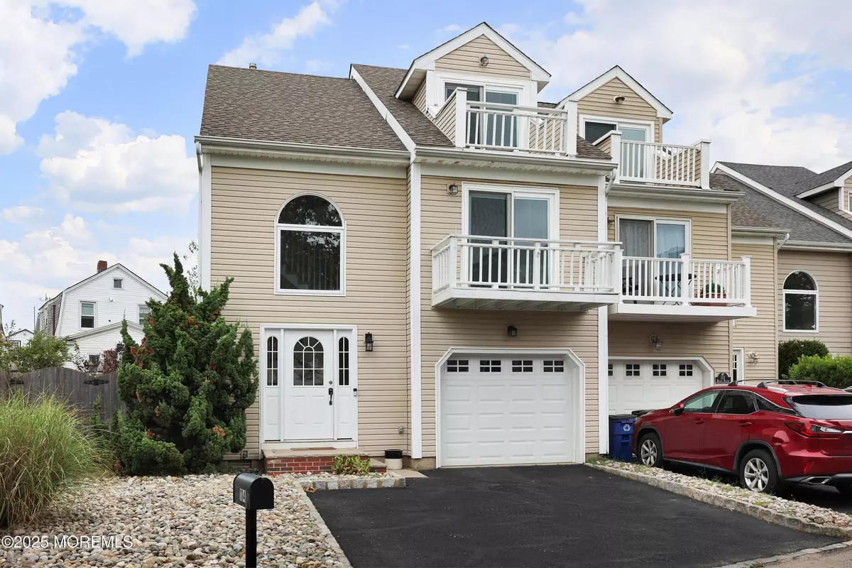 Highlands, NJ 07732,114 Marina Bay Court