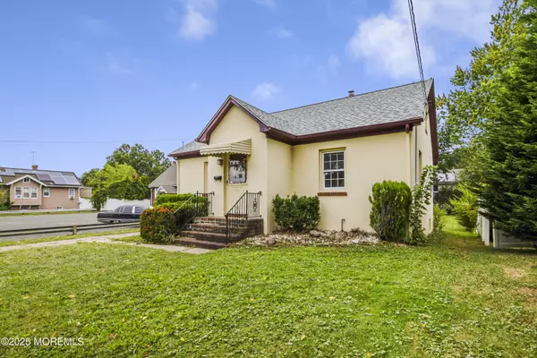 Fords, NJ 08863,805 King George Road