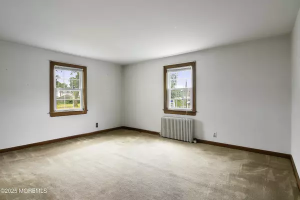 Fords, NJ 08863,805 King George Road