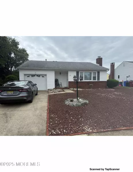 115 Langley Court, Toms River, NJ 08757