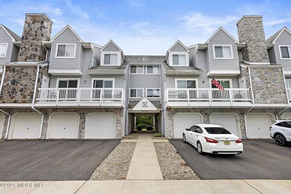 1214 Arthur Street, Toms River, NJ 08755