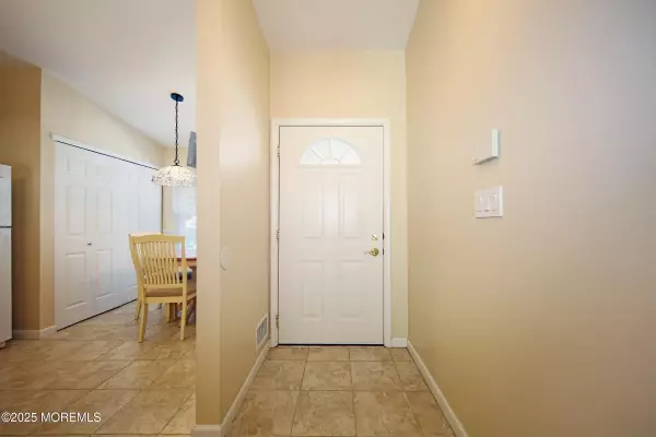 Red Bank, NJ 07701,34 Boxwood Terrace #186