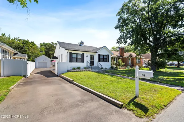 Manalapan, NJ 07726,38 Wilson Avenue