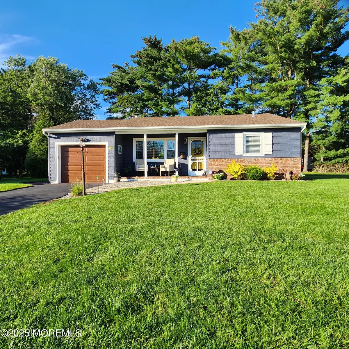 Toms River, NJ 08757,28 Stanford Court E