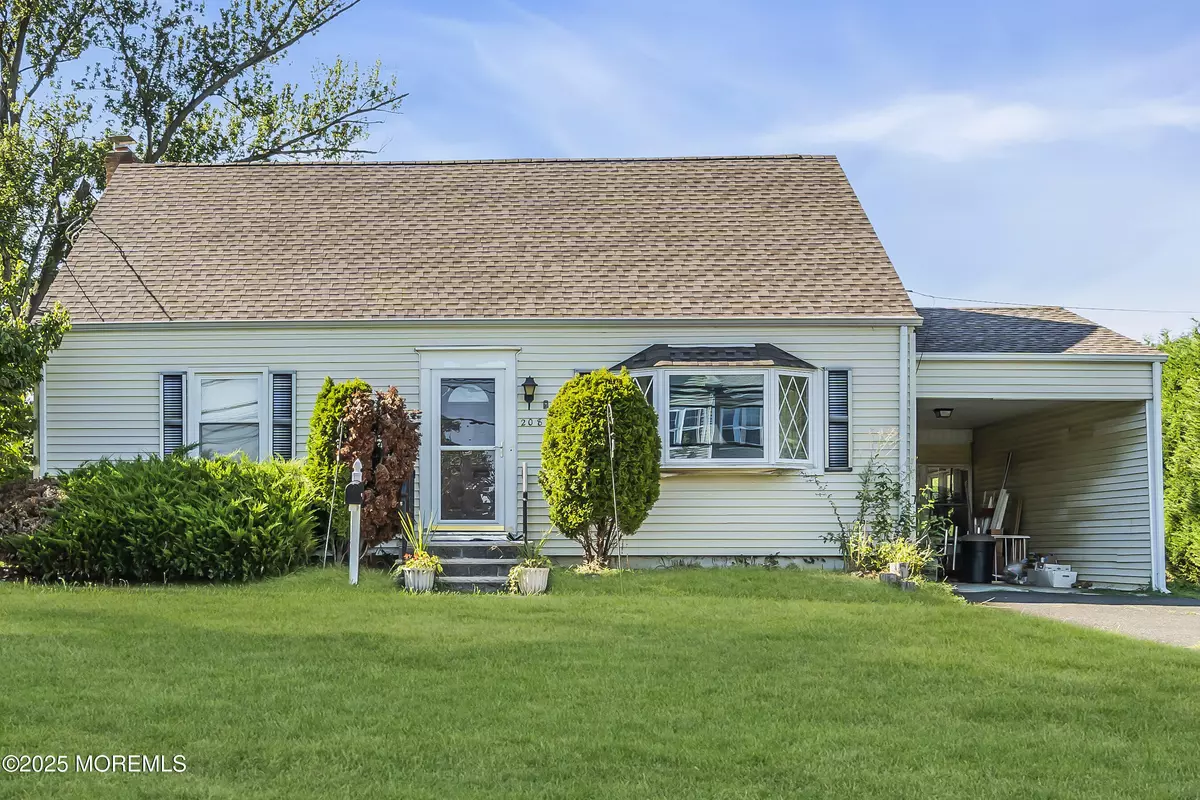 Cliffwood, NJ 07721,208212 Cliffwood Avenue