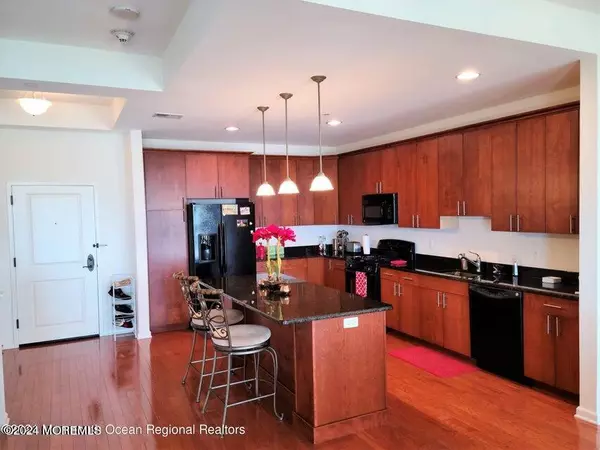 Asbury Park, NJ 07712,1501 Ocean Avenue #2812