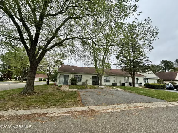 Manchester, NJ 08759,462 Andover Court