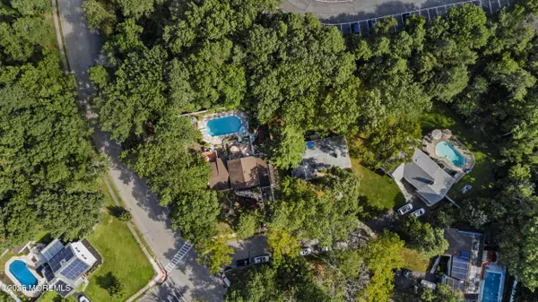 Toms River, NJ 08753,27 Squire Court