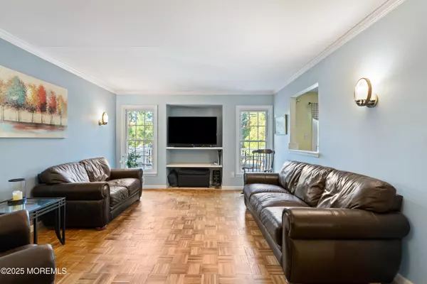 Marlboro, NJ 07746,39 Homestead Circle