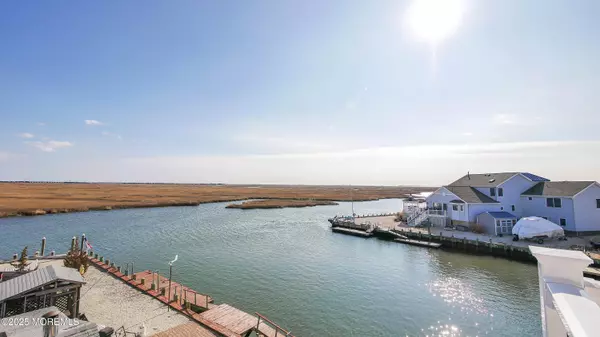 Little Egg Harbor, NJ 08087,140 E Sail Drive