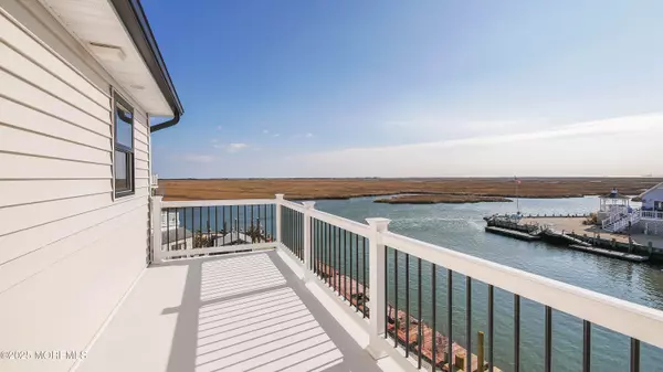 Little Egg Harbor, NJ 08087,140 E Sail Drive