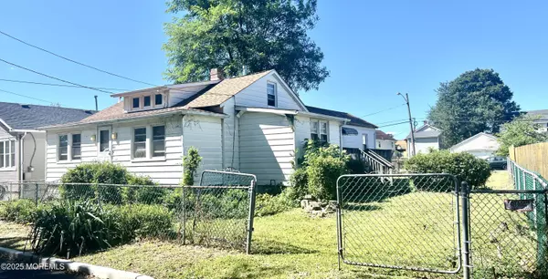 Keansburg, NJ 07734,49 Lincoln Court