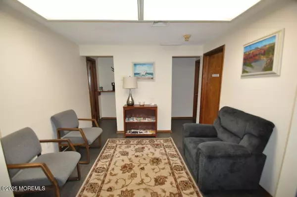 Red Bank, NJ 07701,214 Broad Street #3