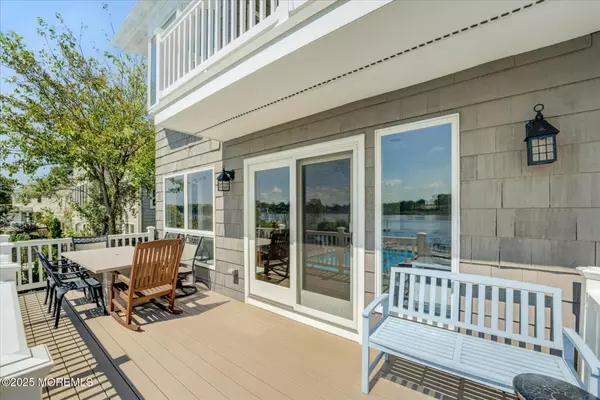 Oceanport, NJ 07757,74 Seneca Place