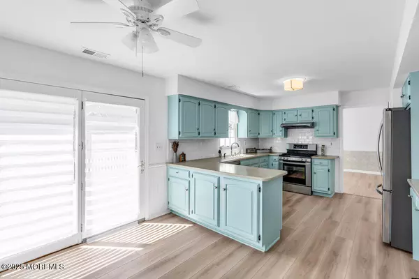 Brielle, NJ 08730,505 Woodland Avenue