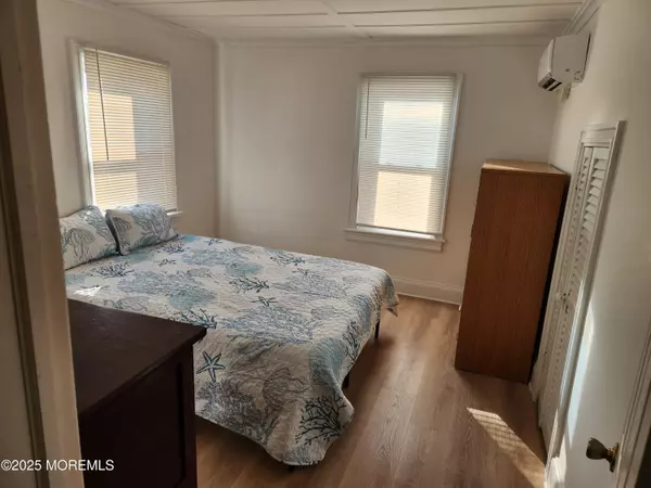 Point Pleasant Beach, NJ 08742,333 Hawthorne Avenue