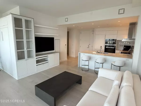 Asbury Park, NJ 07712,1101 Ocean Avenue N #610